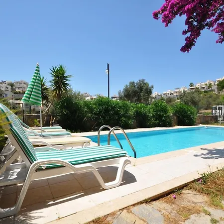 Villa Romantica 18 *